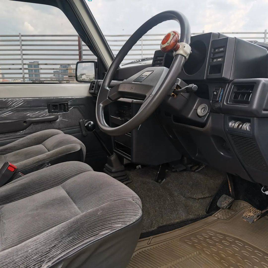 2000 Daihatsu Taft 2000 Daihatsu Taft