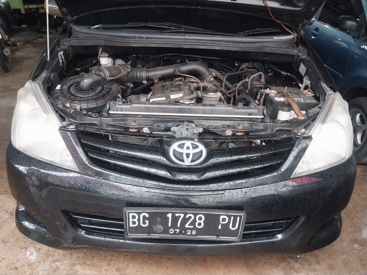 2010 Toyota Kijang Innova 2010 Toyota Kijang Innova