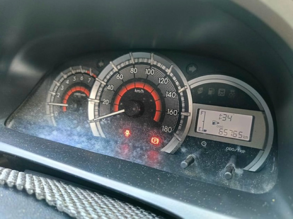 2015 Daihatsu Xenia 2015 Daihatsu Xenia