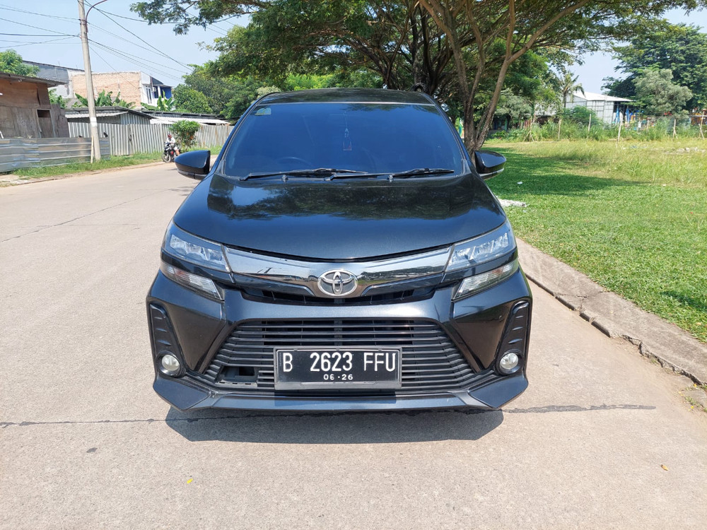 Second Hand 2021 Toyota Veloz Second Hand 2021 Toyota Veloz