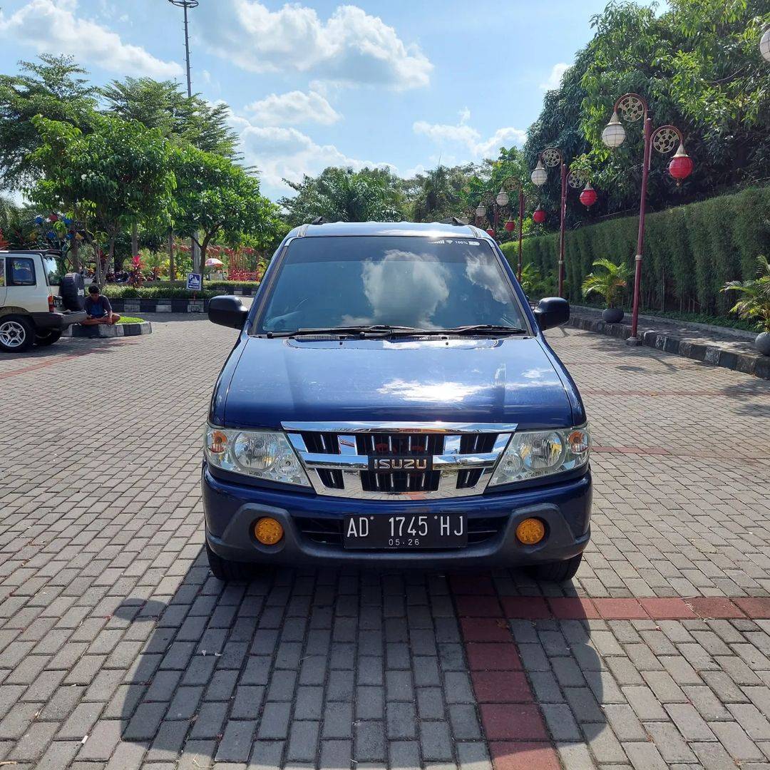 Used Isuzu Panther Used Isuzu Panther