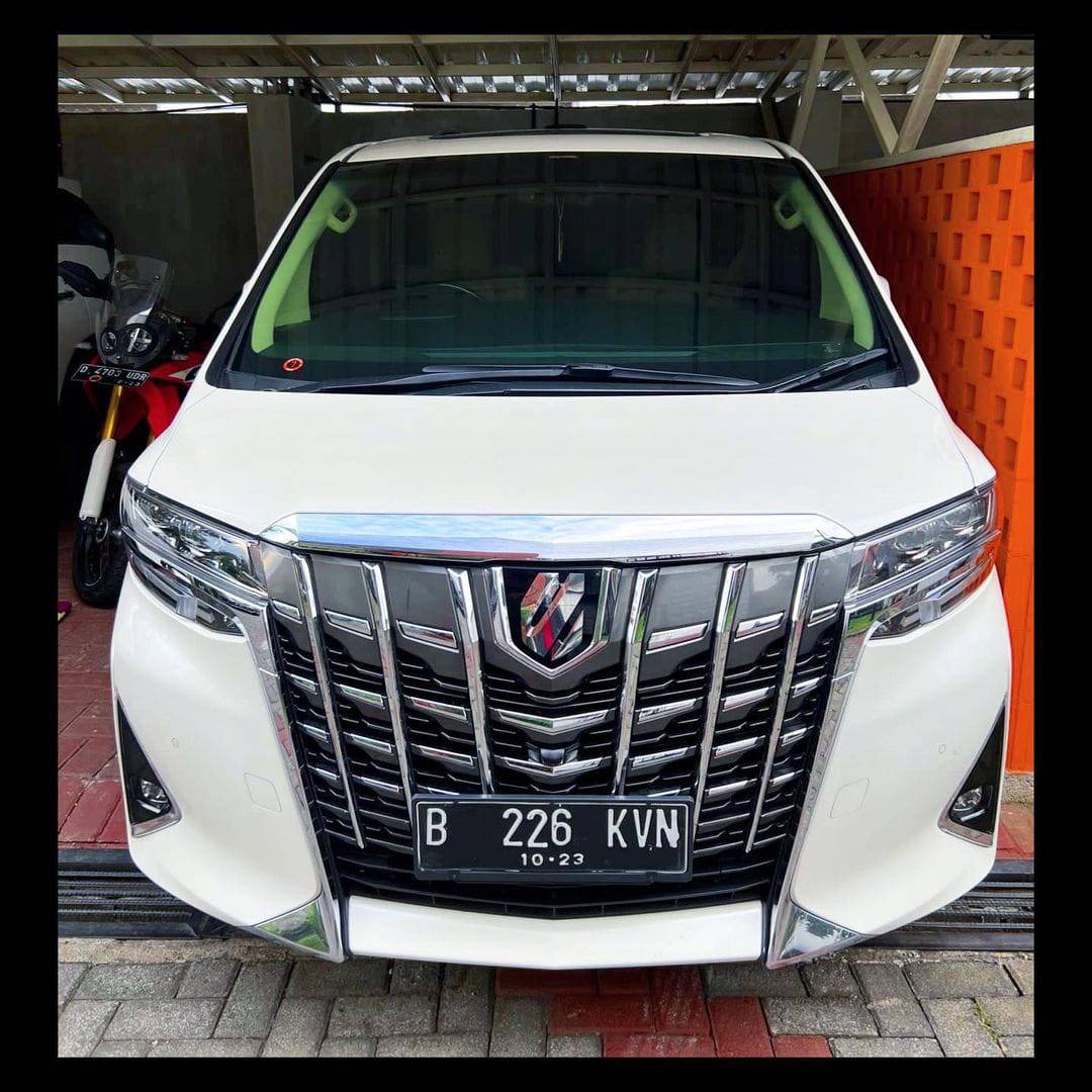 Second Hand 2018 Toyota Alphard Second Hand 2018 Toyota Alphard