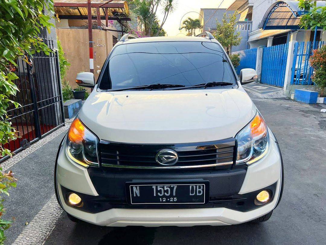 2015 Daihatsu Terios Bekas 2015 Daihatsu Terios Bekas