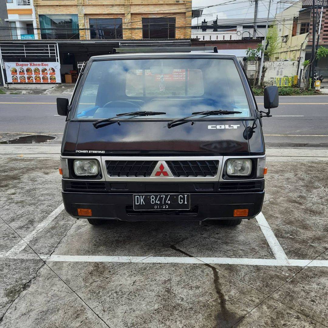 2012 Mitsubishi L300 Bekas 2012 Mitsubishi L300 Bekas