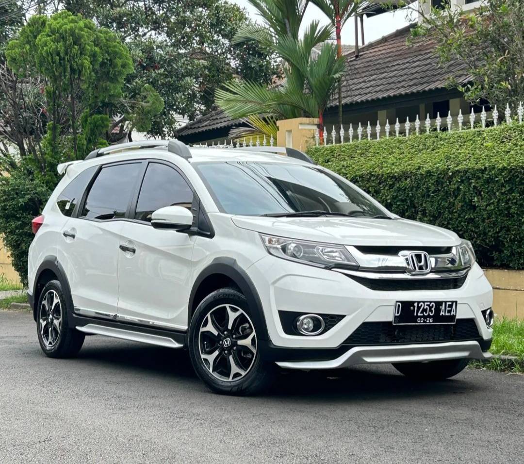 Second Hand 2016 Honda BRV Second Hand 2016 Honda BRV