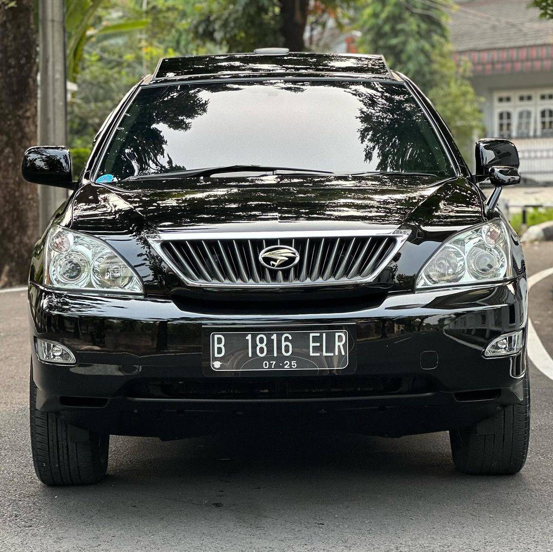 Second Hand 2010 Toyota Harrier Second Hand 2010 Toyota Harrier