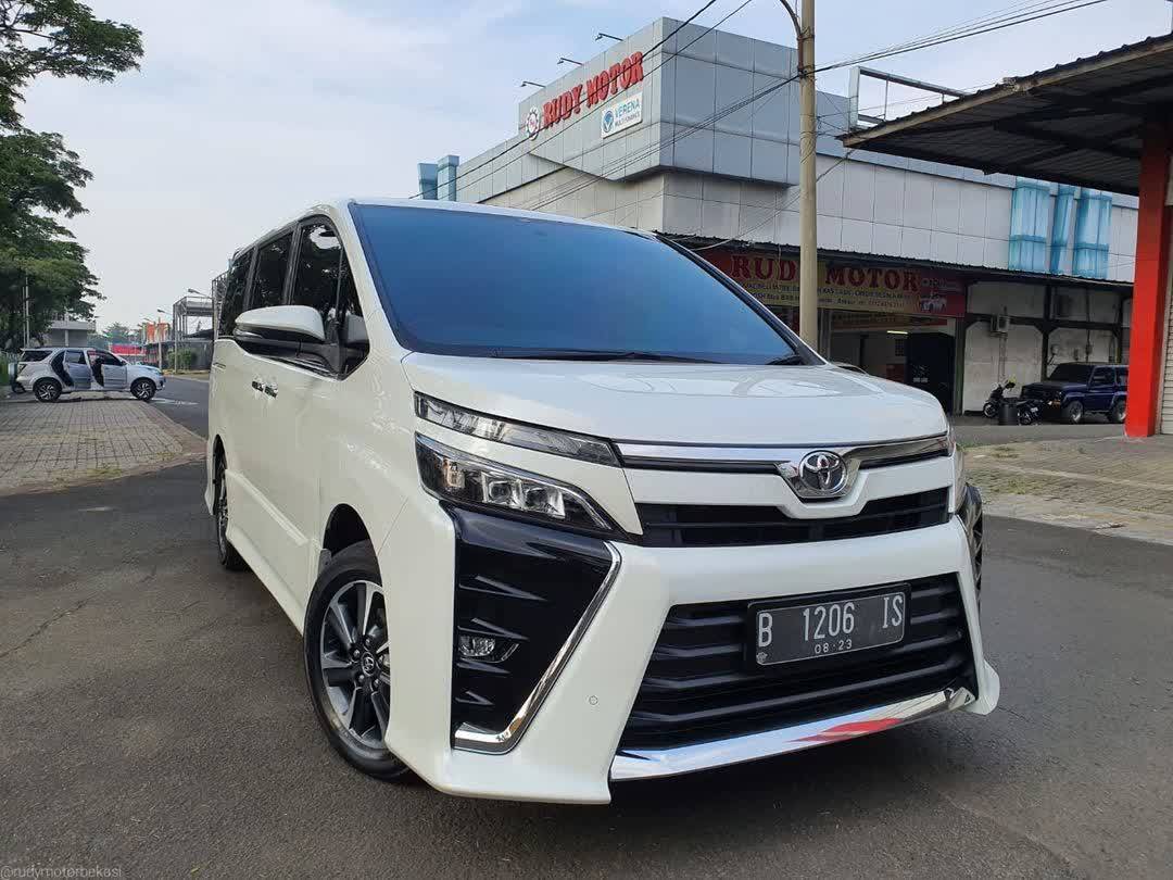 2018 Toyota Voxy Bekas 2018 Toyota Voxy Bekas