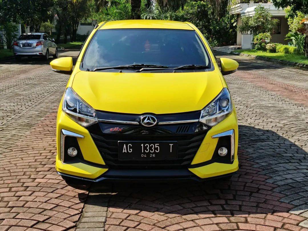 2021 Daihatsu Ayla 1.0L D MT Bekas