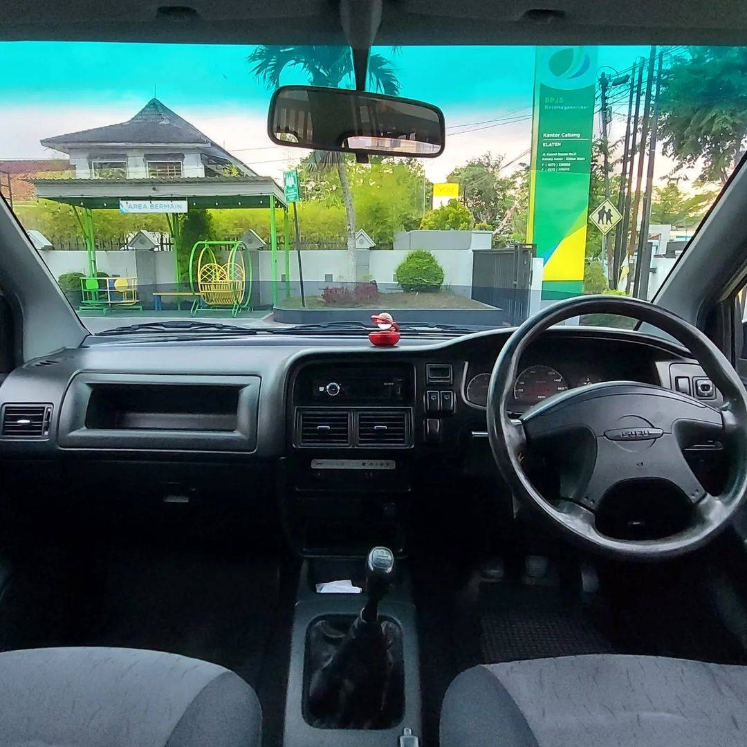 2007 Isuzu Panther 2007 Isuzu Panther