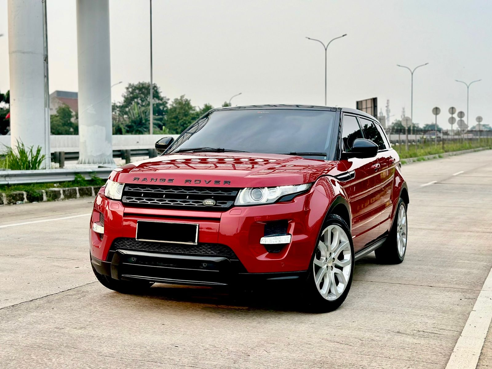 2015 Land Rover Range Rover Evoque EVOQUE 2.0 L Si 4 DYNAMIC 2015 Land Rover Range Rover Evoque EVOQUE 2.0 L Si 4 DYNAMIC