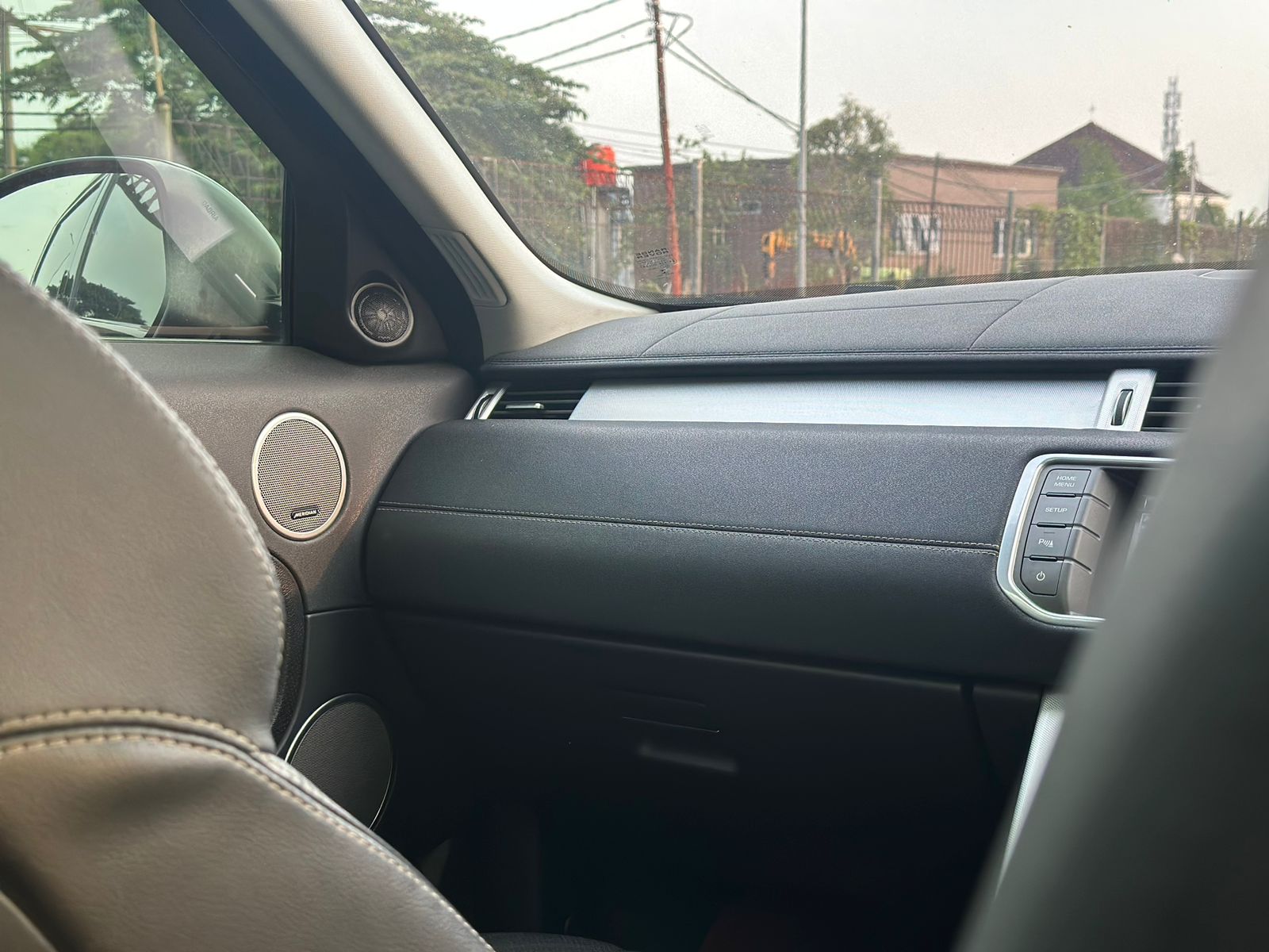 2015 Land Rover Range Rover Evoque EVOQUE 2.0 L Si 4 DYNAMIC 2015 Land Rover Range Rover Evoque EVOQUE 2.0 L Si 4 DYNAMIC