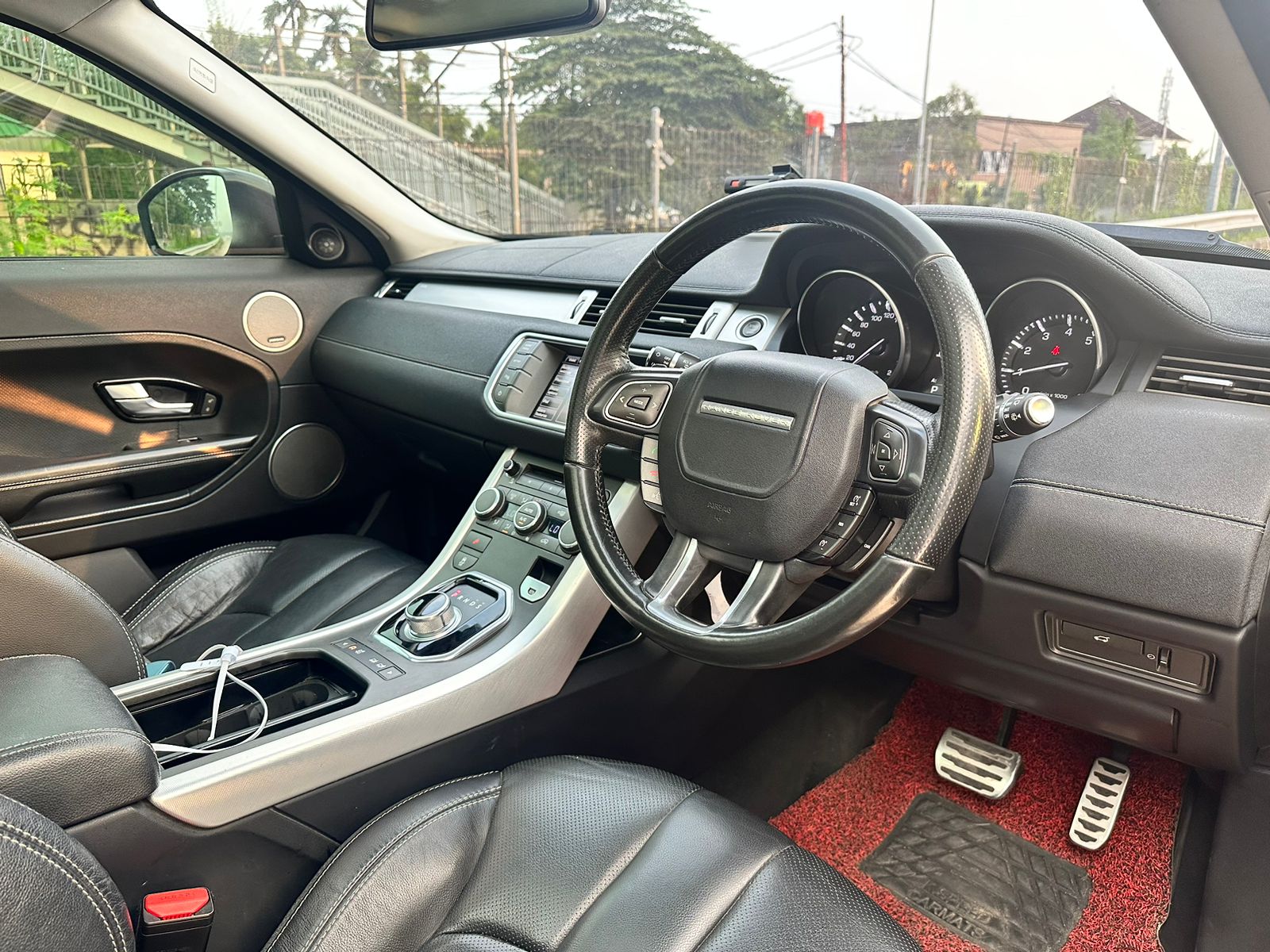 2015 Land Rover Range Rover Evoque EVOQUE 2.0 L Si 4 DYNAMIC 2015 Land Rover Range Rover Evoque EVOQUE 2.0 L Si 4 DYNAMIC