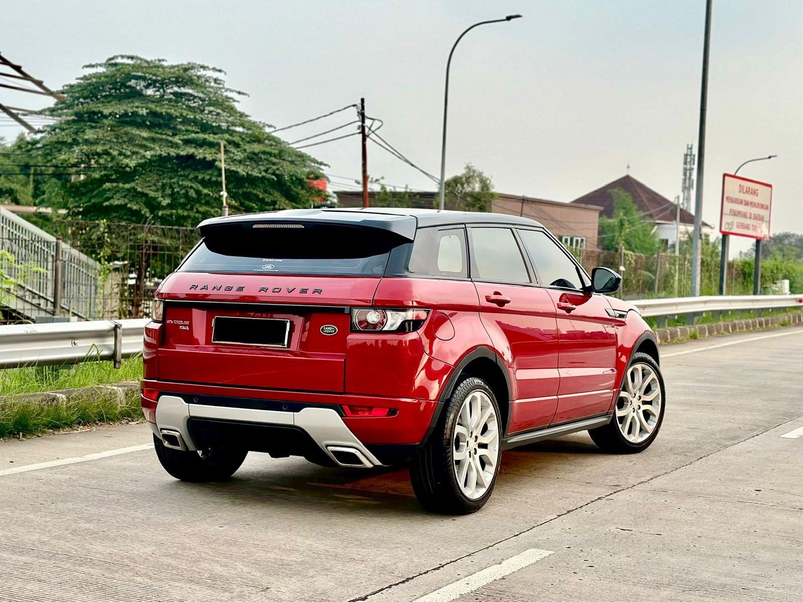 2015 Land Rover Range Rover Evoque EVOQUE 2.0 L Si 4 DYNAMIC 2015 Land Rover Range Rover Evoque EVOQUE 2.0 L Si 4 DYNAMIC