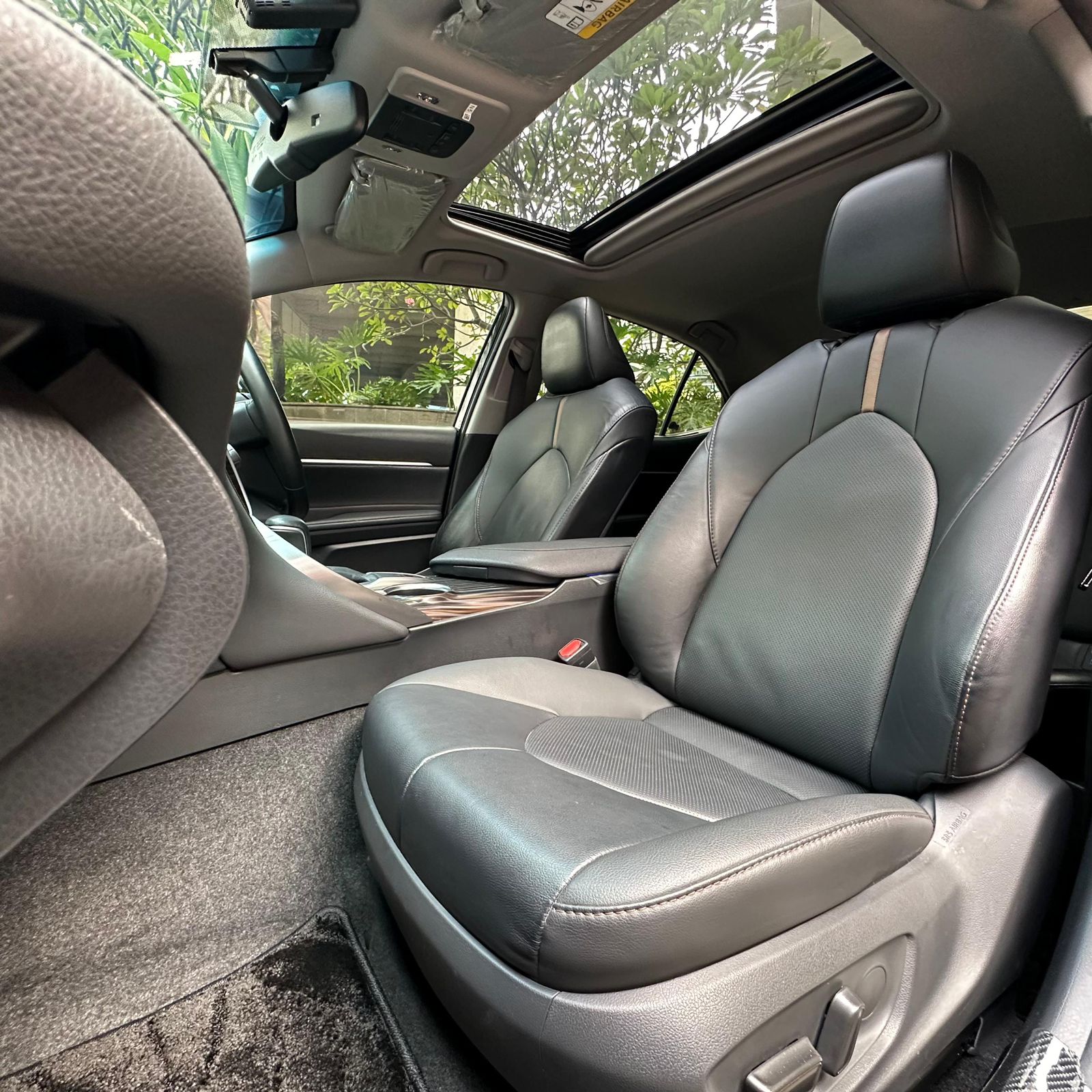 2019 Toyota Camry 2.5 V AT 2019 Toyota Camry 2.5 V AT