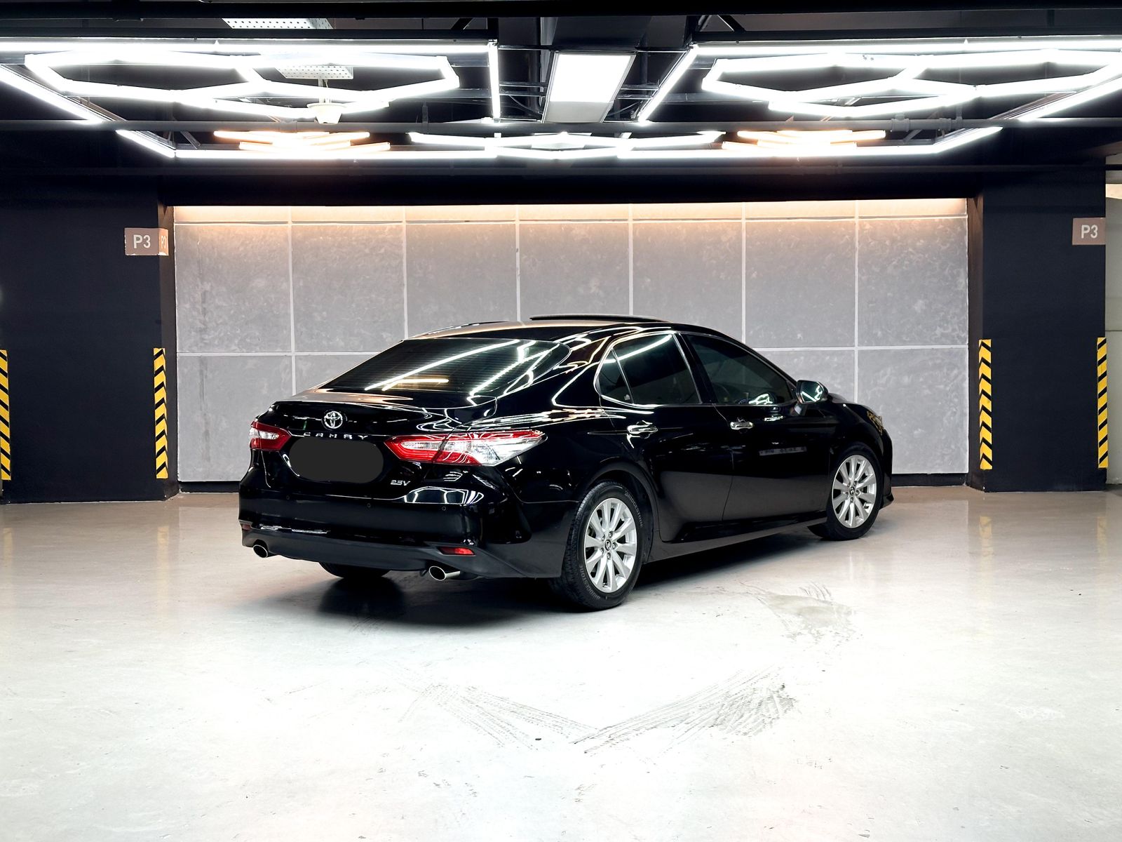 2019 Toyota Camry 2.5 V AT 2019 Toyota Camry 2.5 V AT