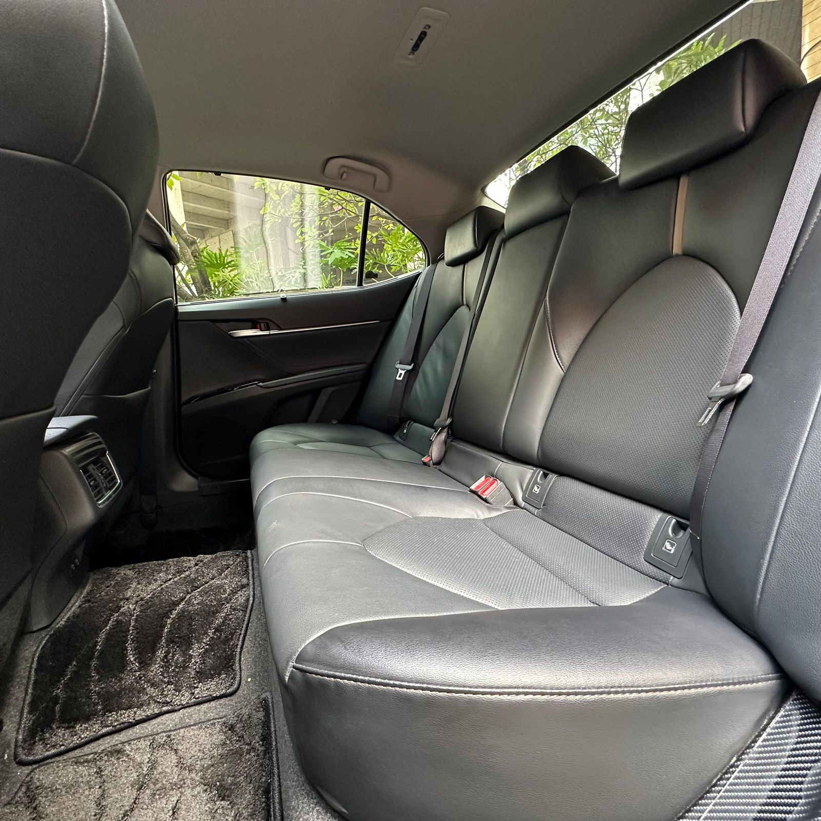 2019 Toyota Camry 2.5 V AT 2019 Toyota Camry 2.5 V AT