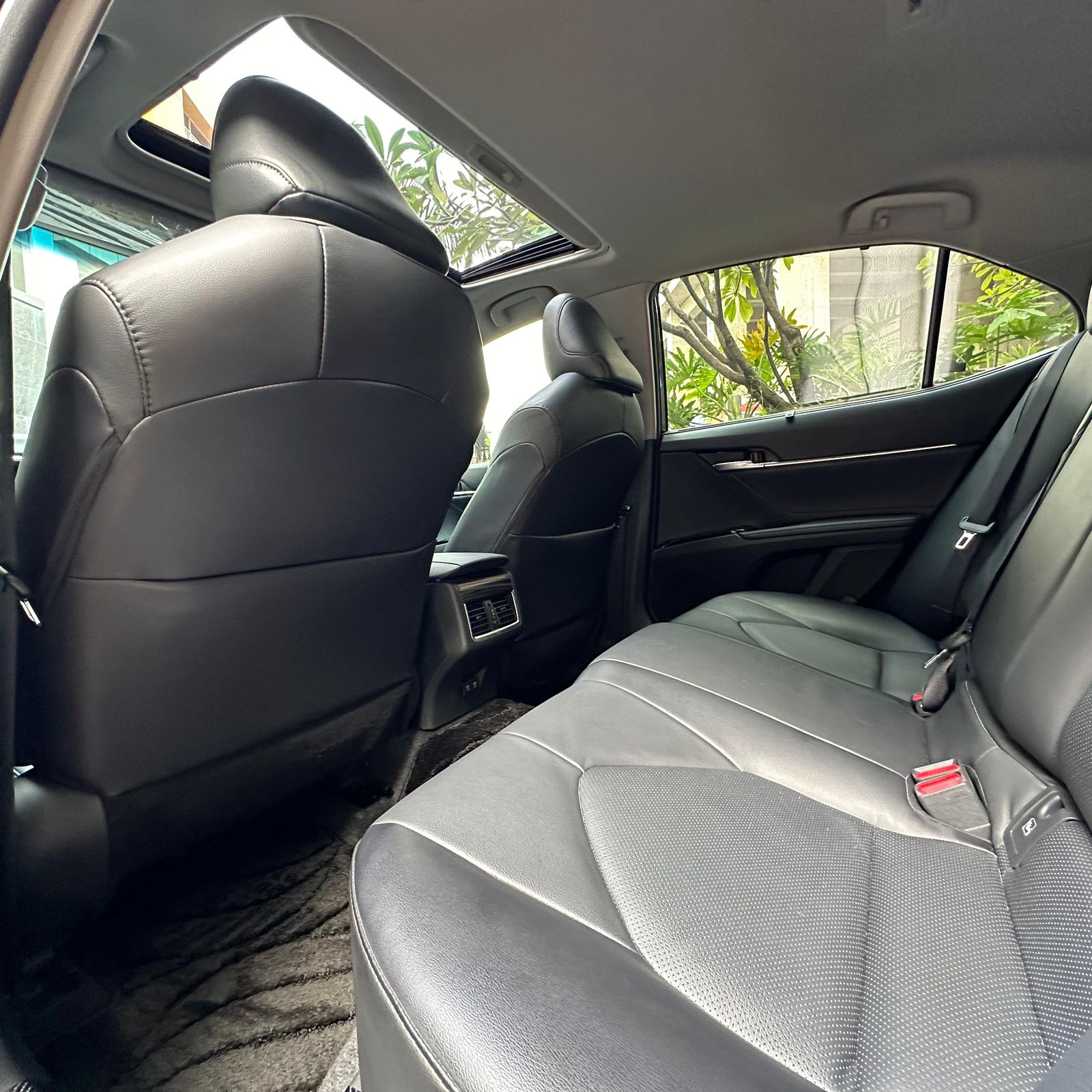 2019 Toyota Camry 2.5 V AT 2019 Toyota Camry 2.5 V AT