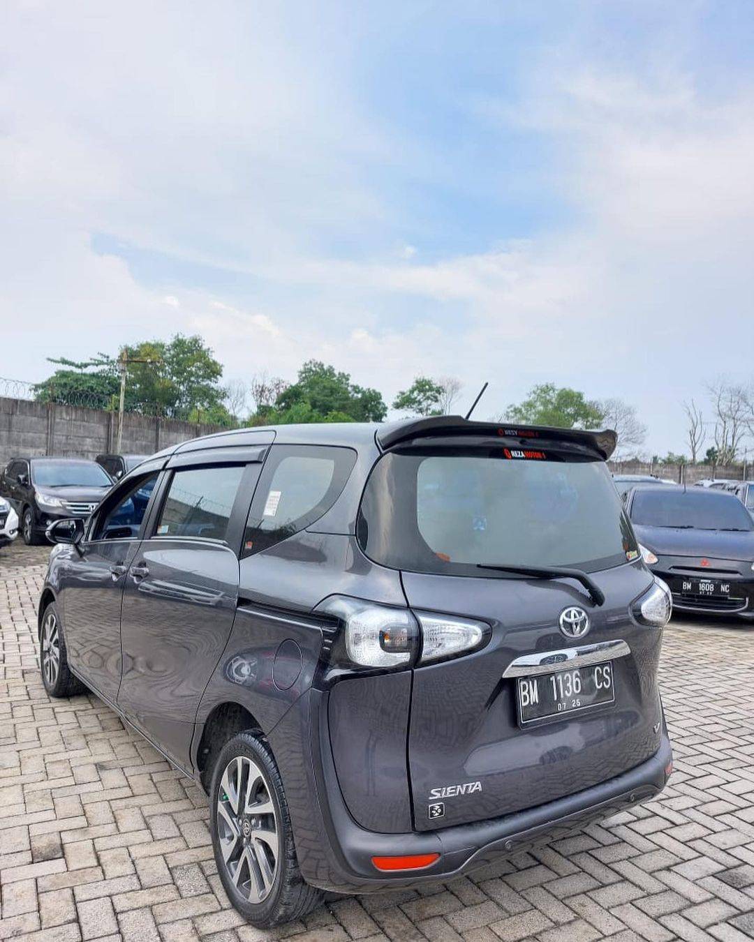 2020 Toyota Sienta 2020 Toyota Sienta