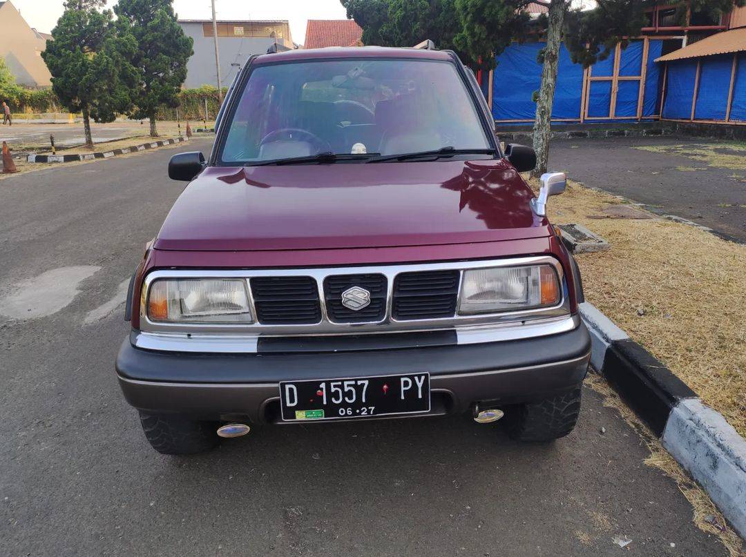 2005 Suzuki Escudo Bekas 2005 Suzuki Escudo Bekas