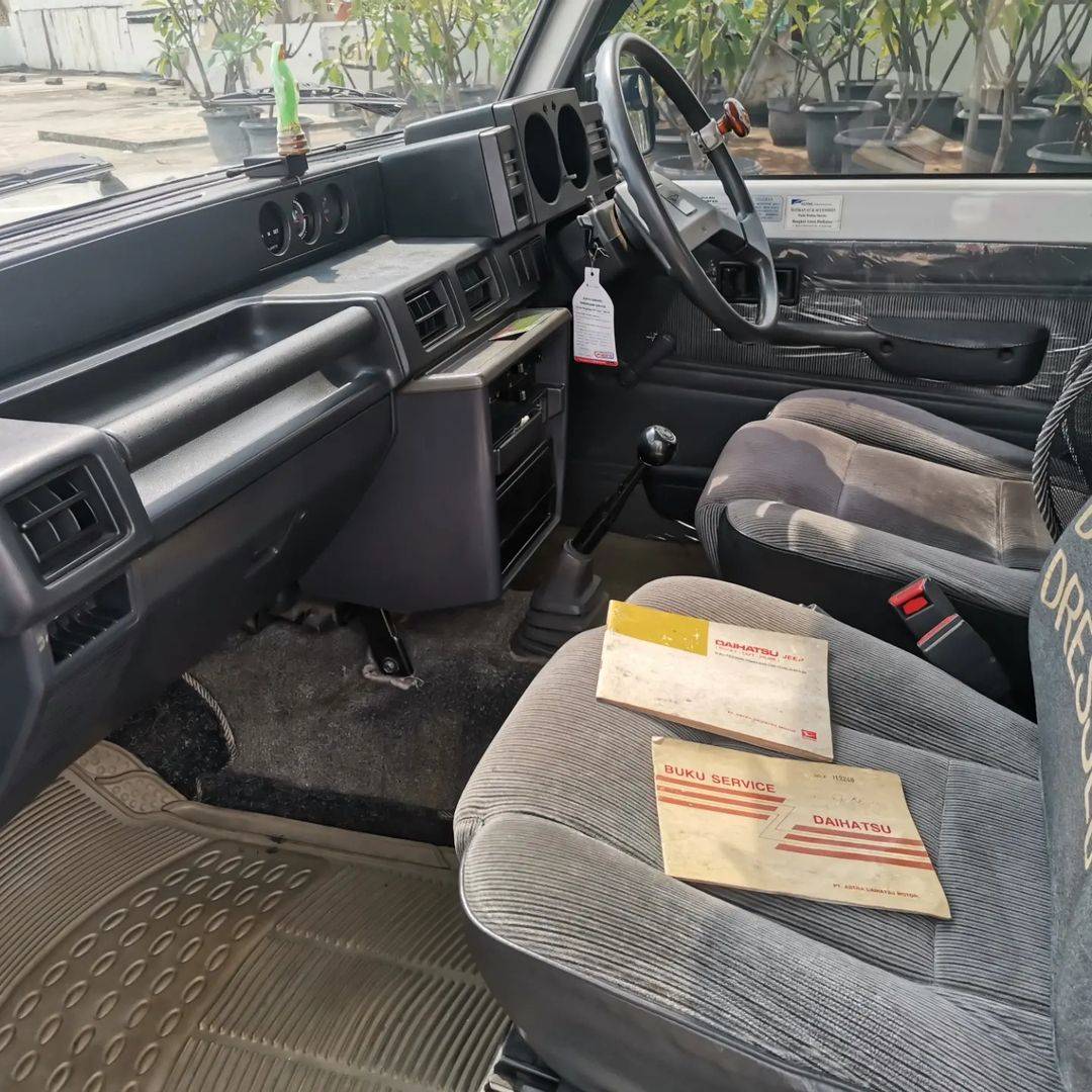 2000 Daihatsu Taft 2000 Daihatsu Taft