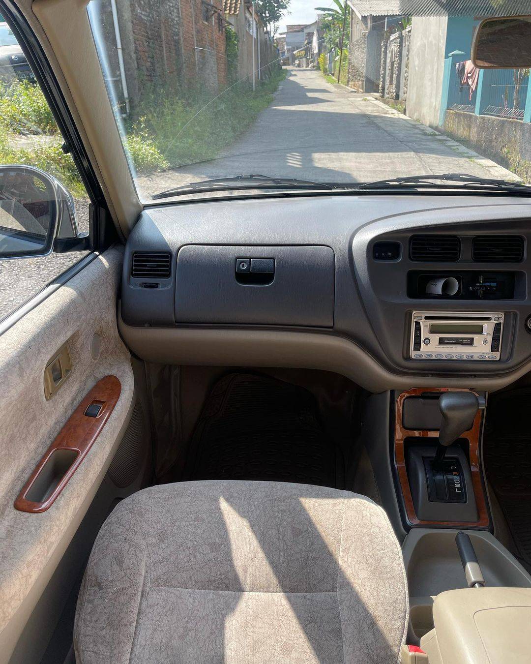 2000 Toyota Kijang 2000 Toyota Kijang