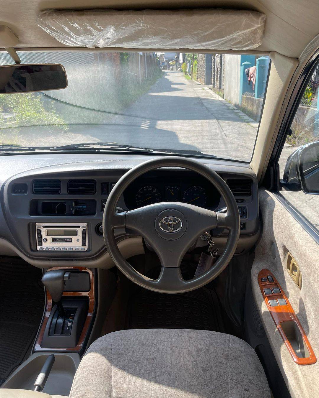 2000 Toyota Kijang 2000 Toyota Kijang