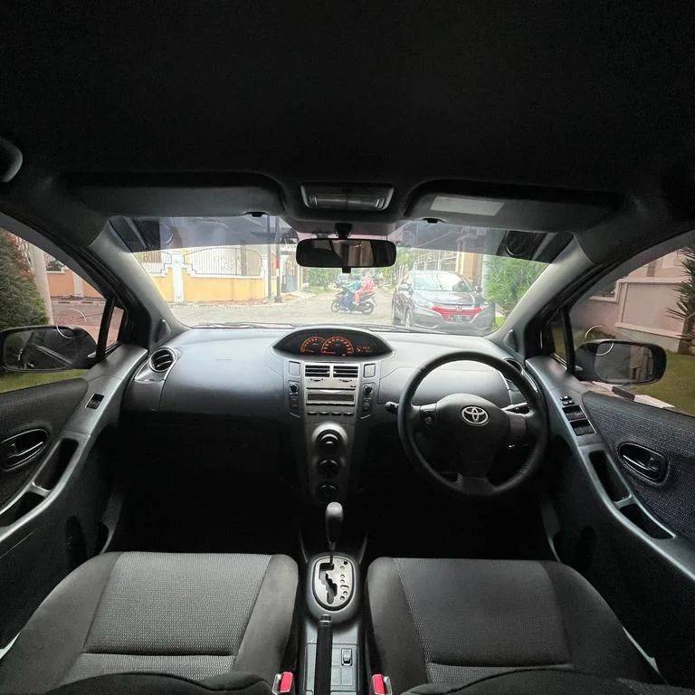 2011 Toyota Yaris 2011 Toyota Yaris