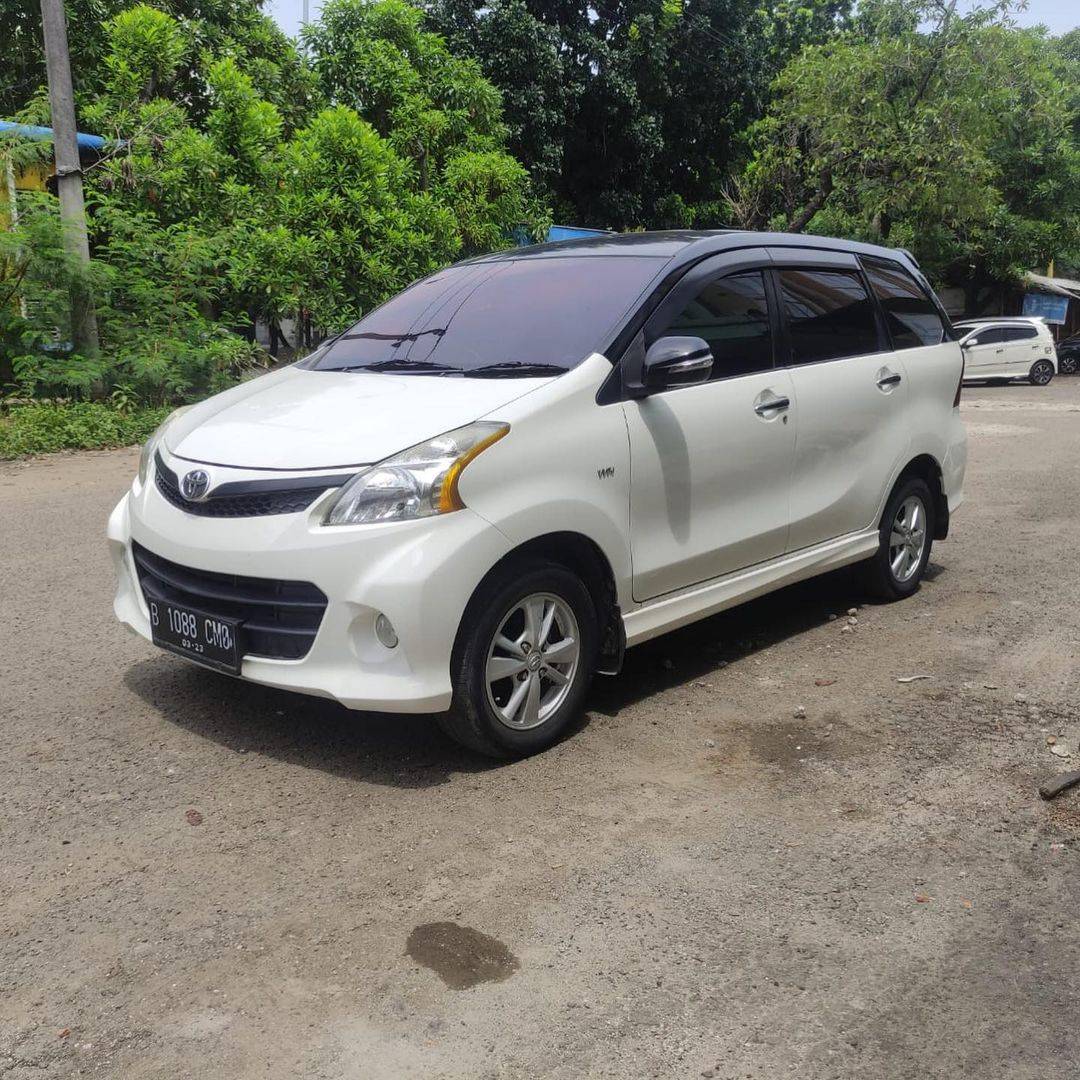 2013 Toyota Avanza Veloz 2013 Toyota Avanza Veloz