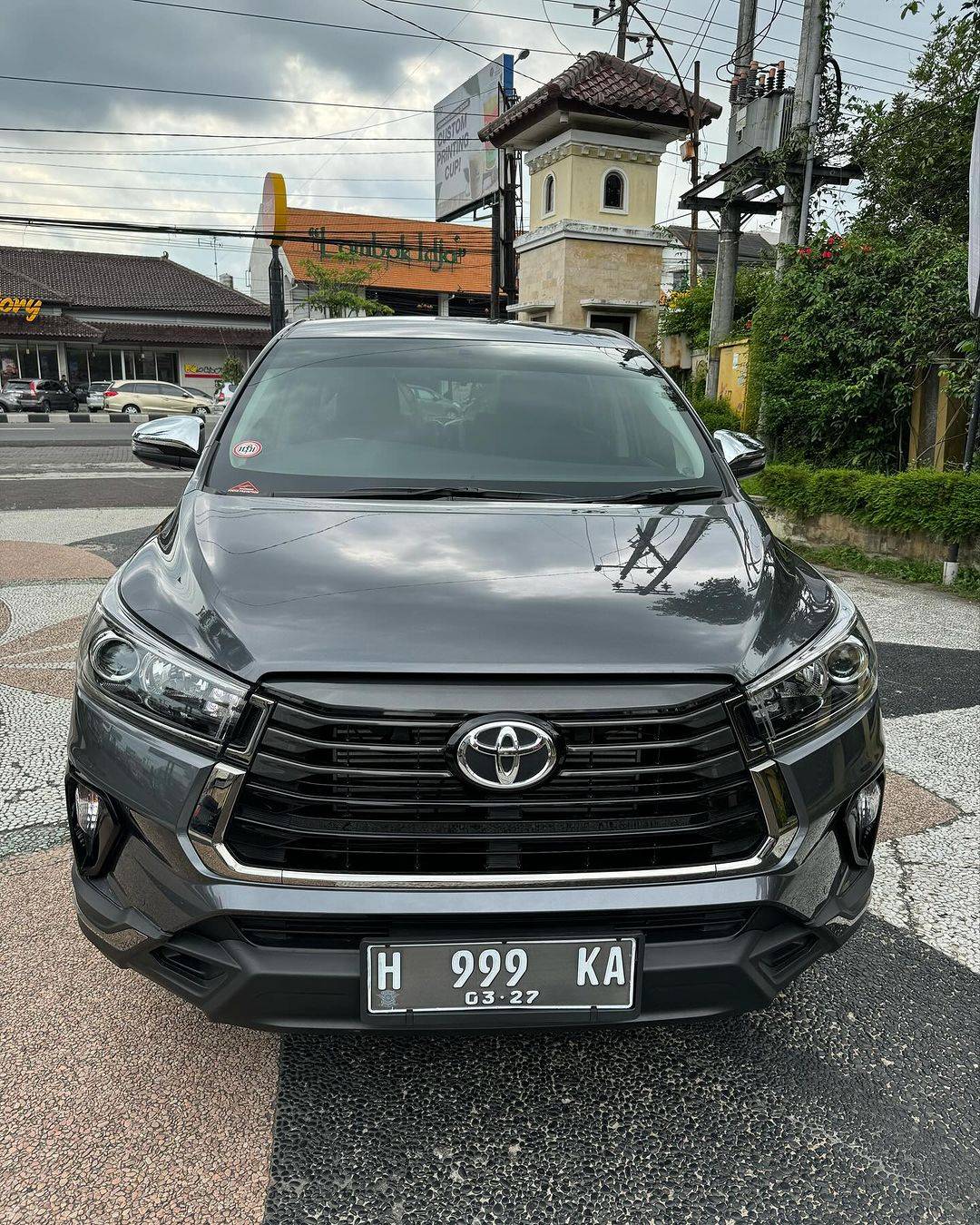 Second Hand 2022 Toyota Kijang Innova Second Hand 2022 Toyota Kijang Innova