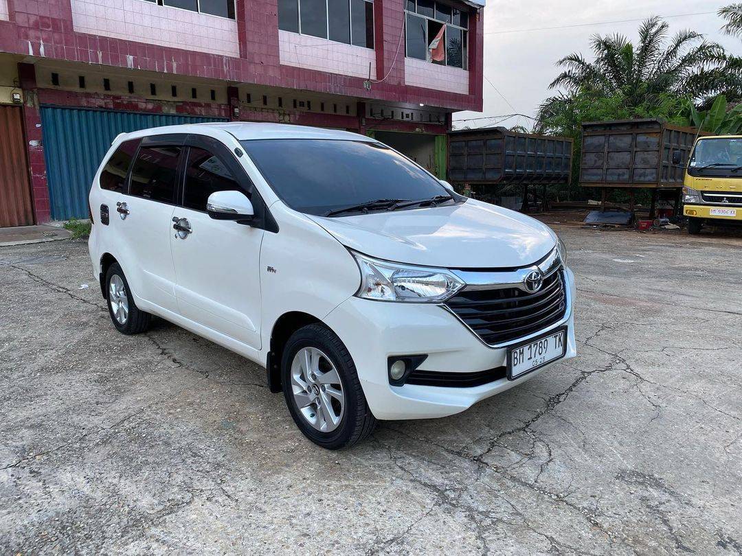 Second Hand 2015 Toyota Avanza G 1.5L MT