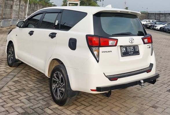 2022 Toyota Kijang Innova 2022 Toyota Kijang Innova