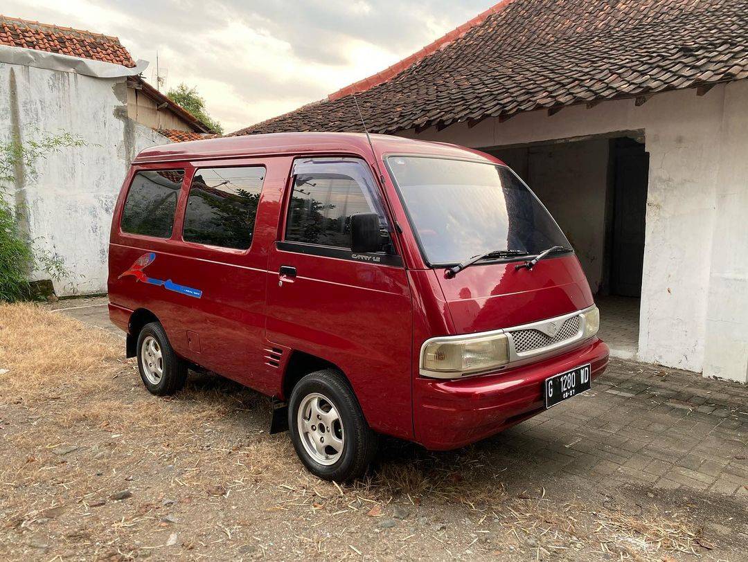 2003 Suzuki Futura 2003 Suzuki Futura