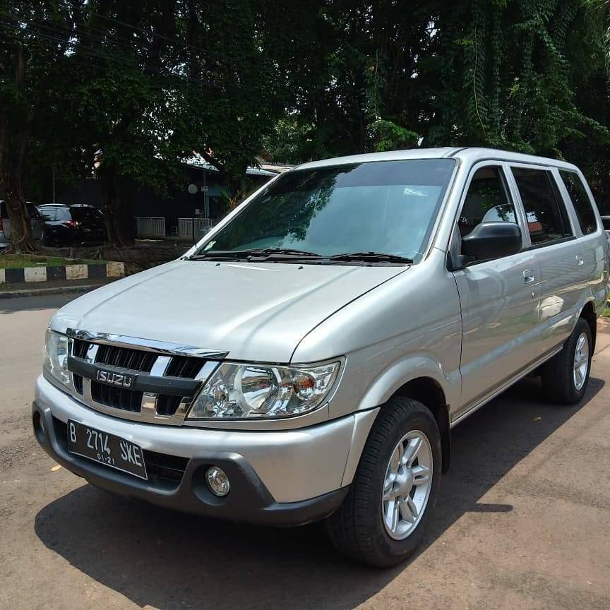 2016 Isuzu Panther 2016 Isuzu Panther