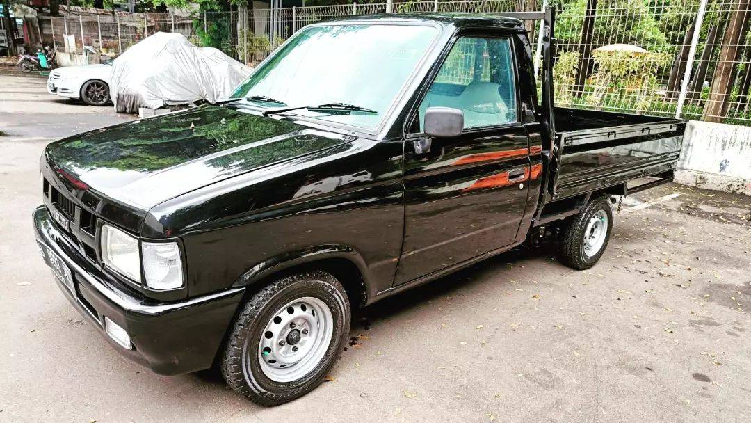 2010 Isuzu Panther 2010 Isuzu Panther