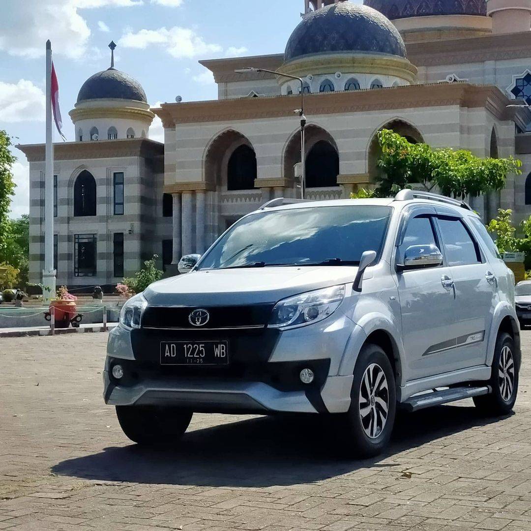 2015 Toyota Rush Bekas 2015 Toyota Rush Bekas