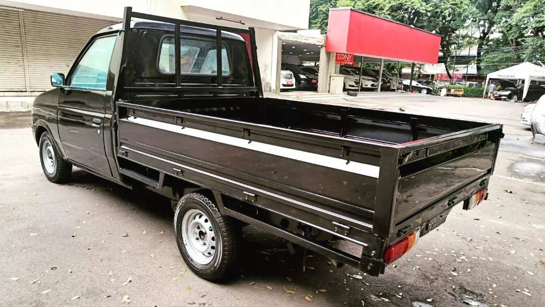 2010 Isuzu Panther 2010 Isuzu Panther