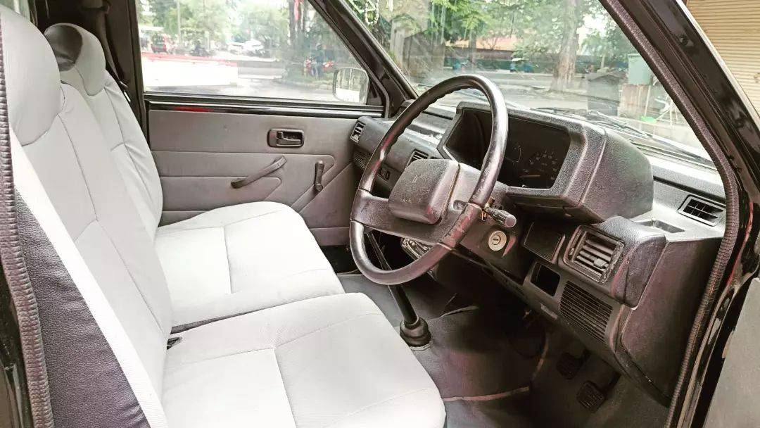 2010 Isuzu Panther 2010 Isuzu Panther