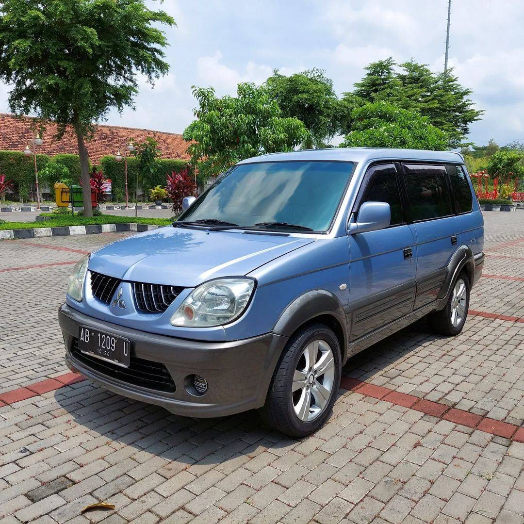 2004 Mitsubishi Kuda 2004 Mitsubishi Kuda