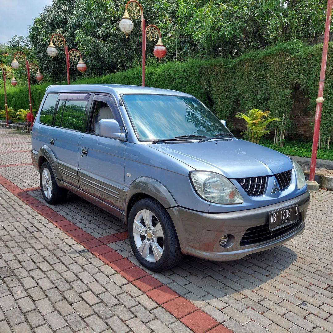 2004 Mitsubishi Kuda 2004 Mitsubishi Kuda