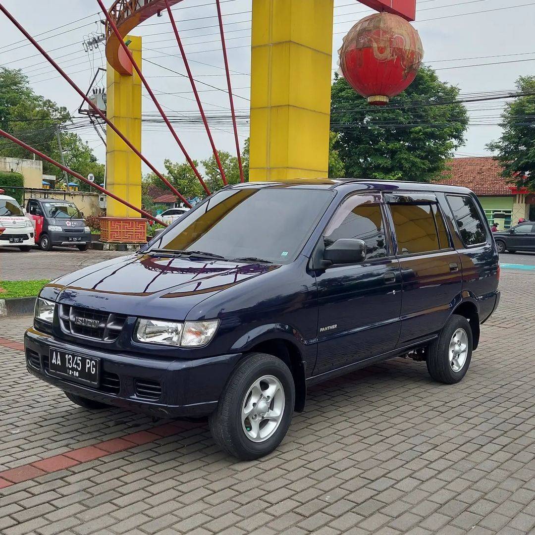 2003 Isuzu Panther 2003 Isuzu Panther