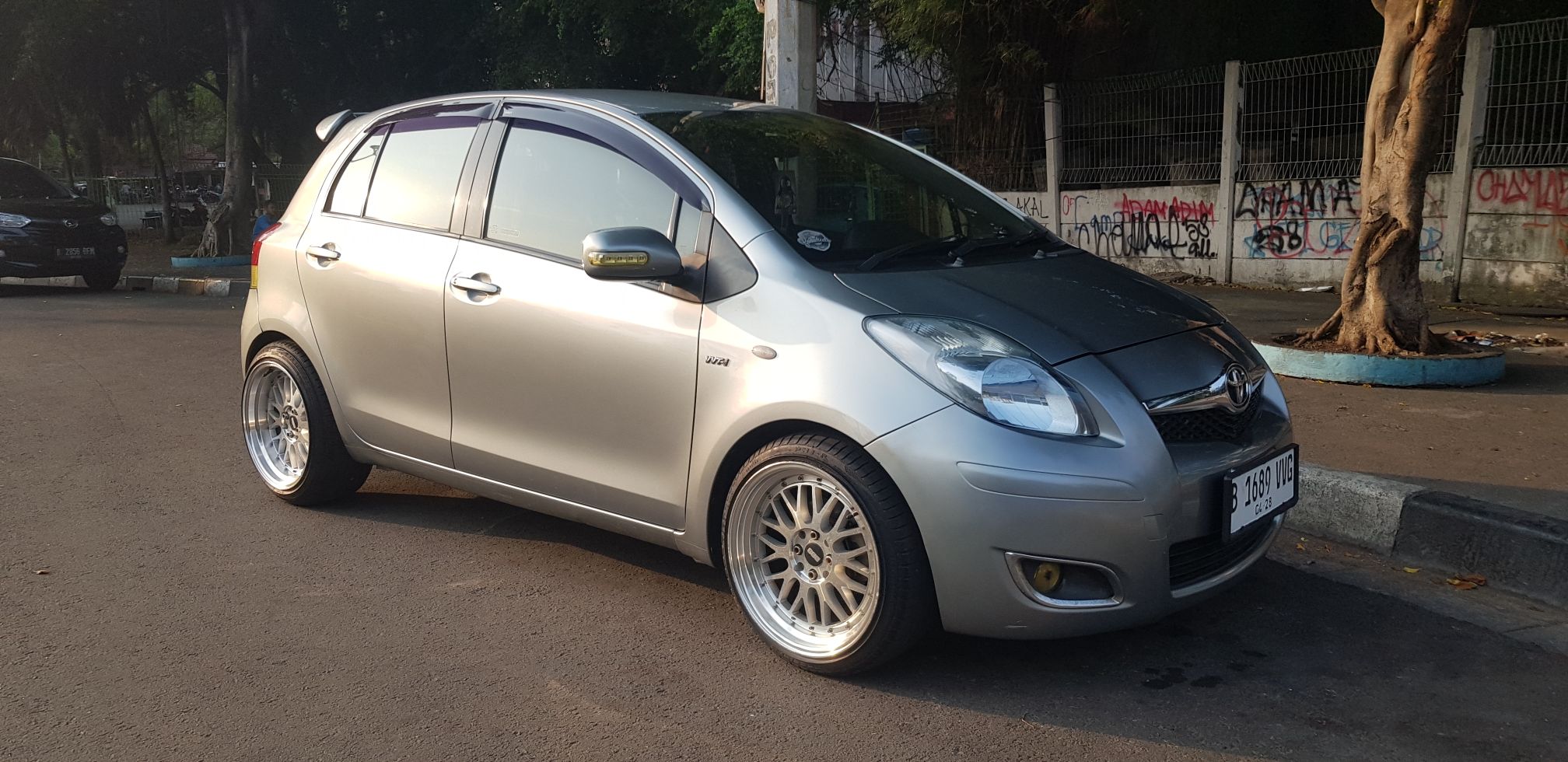 2010 Toyota Yaris Bekas 2010 Toyota Yaris Bekas