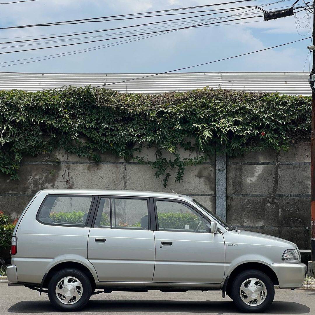 2001 Toyota Kijang  2001 Toyota Kijang