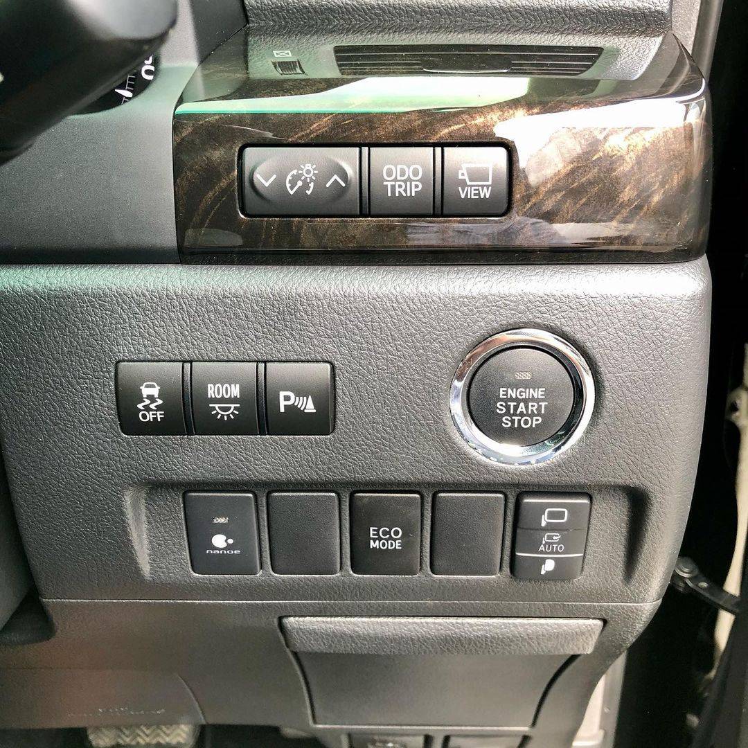 2015 Toyota Vellfire 2015 Toyota Vellfire