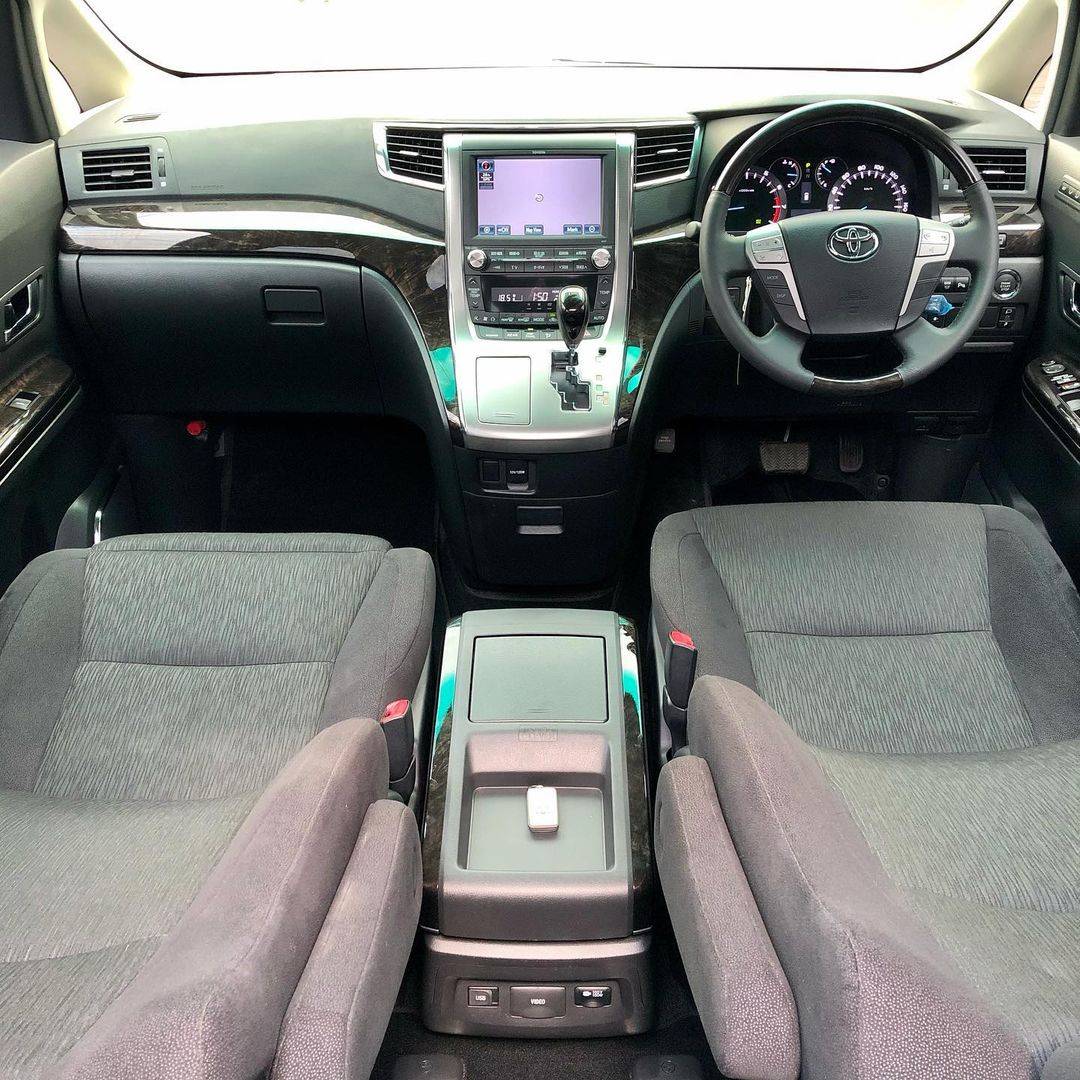 2015 Toyota Vellfire 2015 Toyota Vellfire