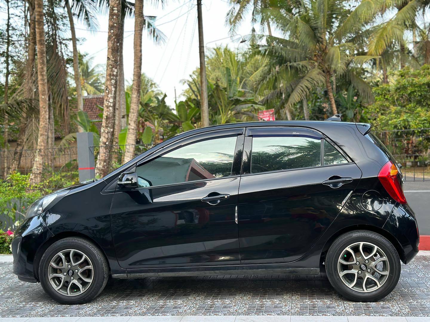 2012 Kia Picanto 2012 Kia Picanto