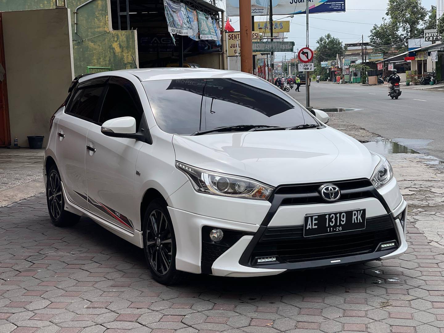 2016 Toyota Yaris 2016 Toyota Yaris