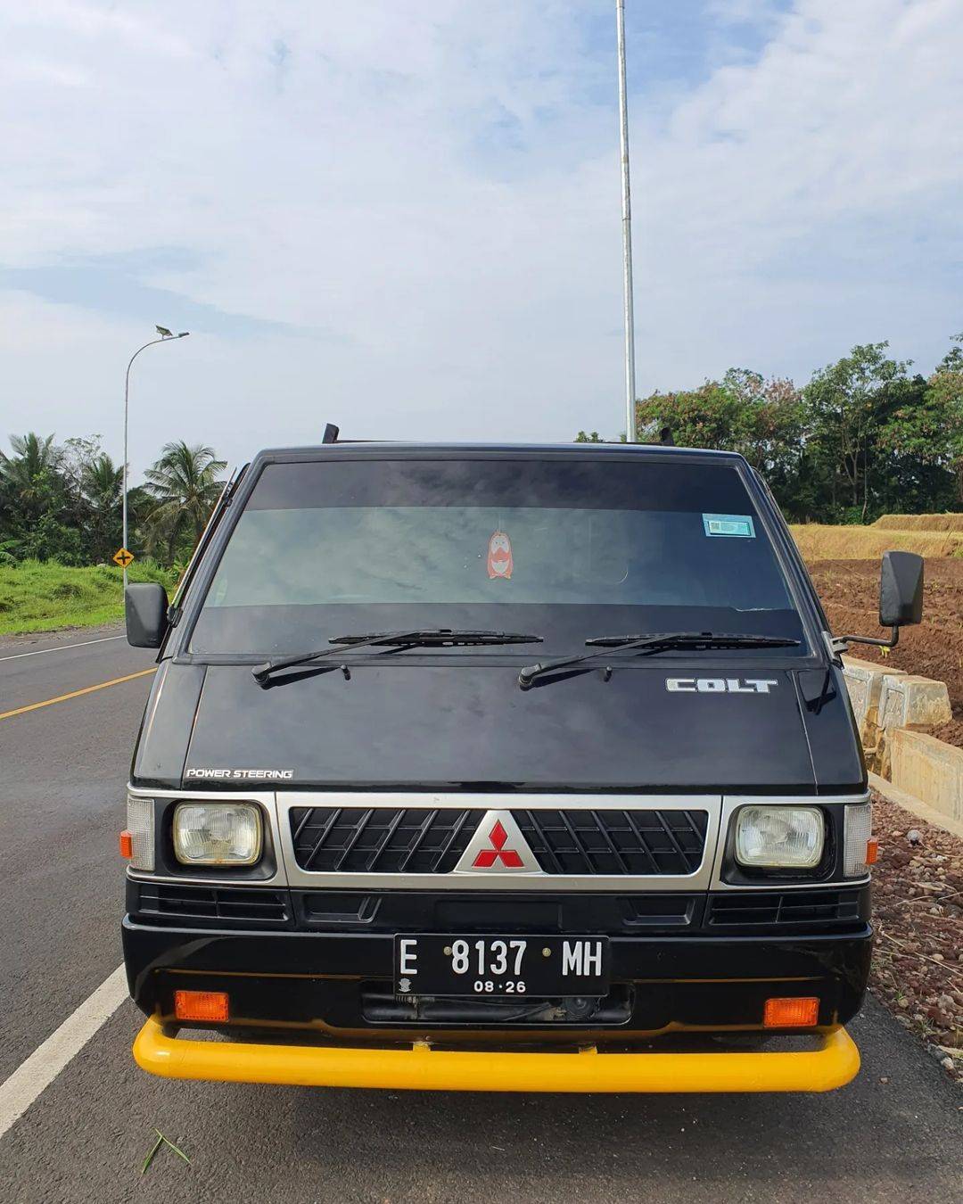 2016 Mitsubishi L300 Bekas 2016 Mitsubishi L300 Bekas