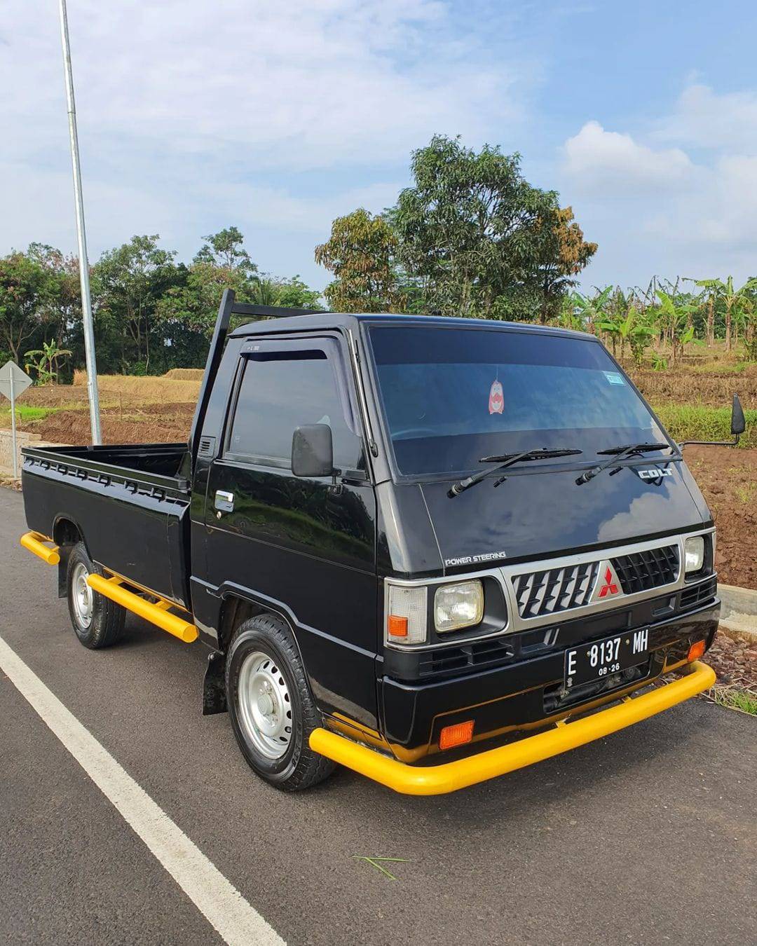 2016 Mitsubishi L300 2016 Mitsubishi L300