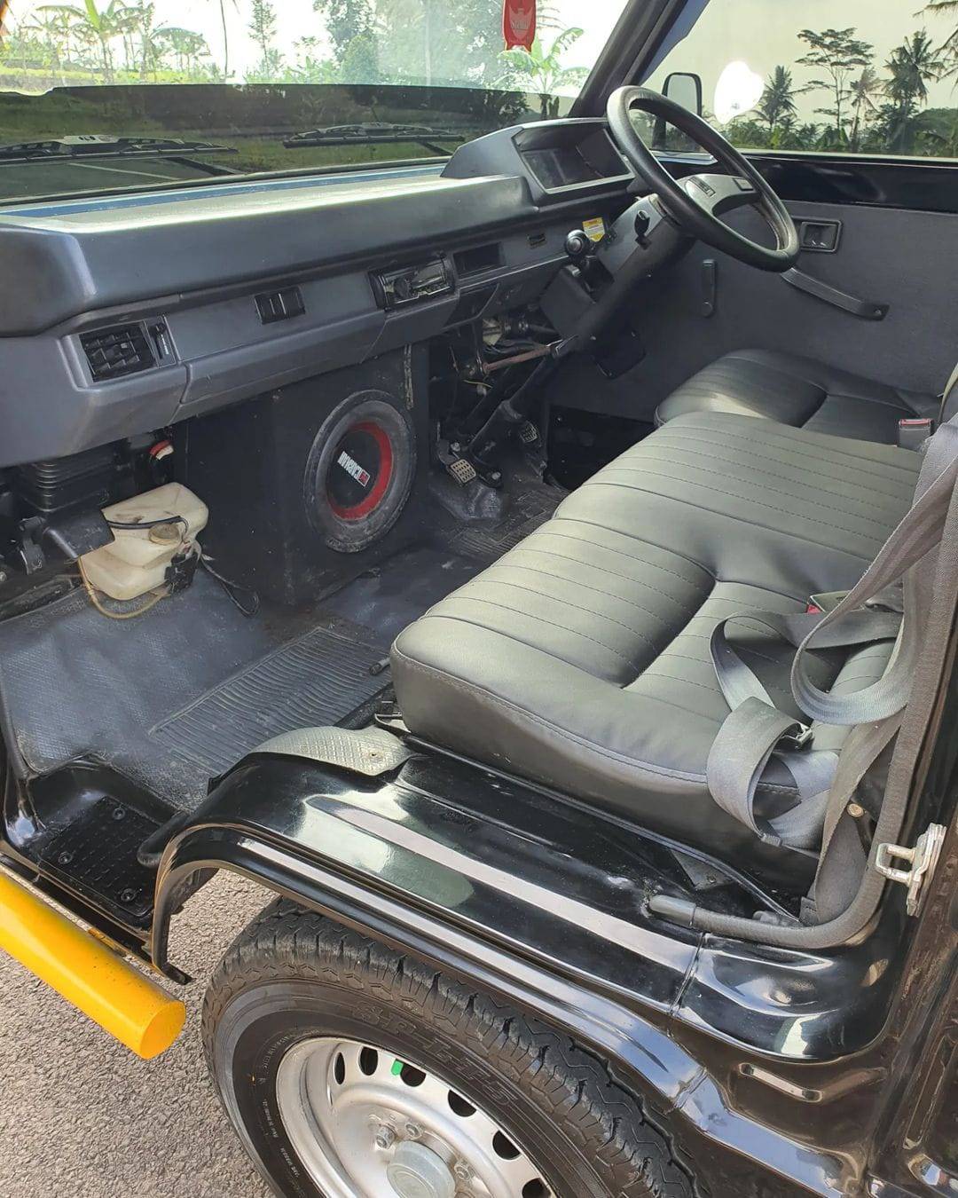 2016 Mitsubishi L300 2016 Mitsubishi L300