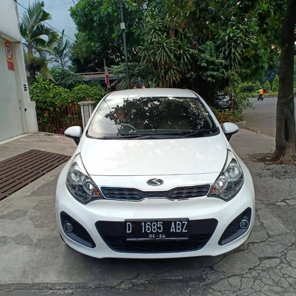 2014 Kia Rio Bekas 2014 Kia Rio Bekas